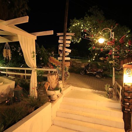 Fullmoon Rooms Cesme Чесме Екстериор снимка