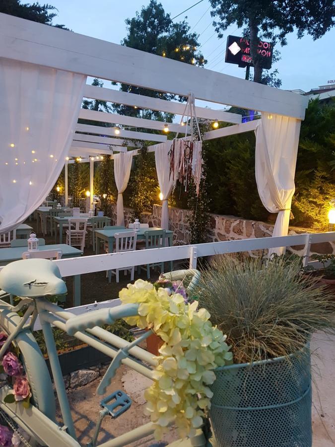 Fullmoon Rooms Cesme Чесме Екстериор снимка